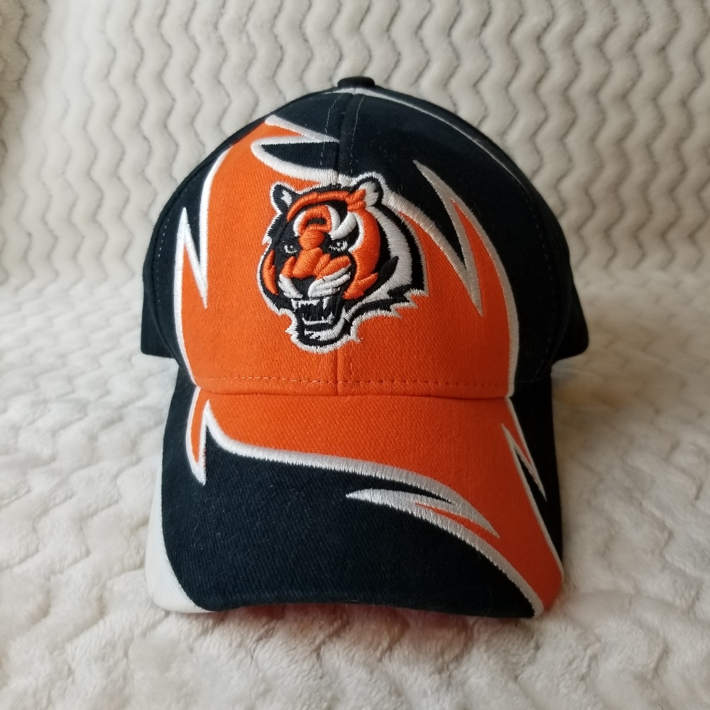 Reebok NFL Cincinnati Bengals Football Adjustable Closure Hat NWOT
